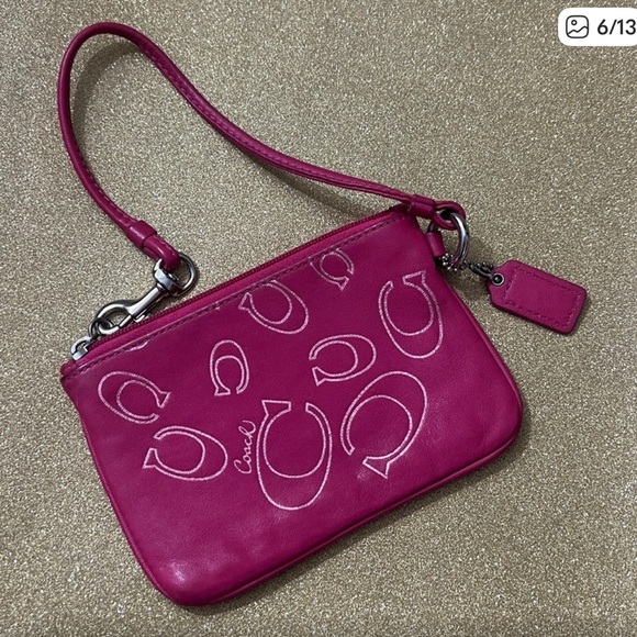 Coach Pink Leather Logo Wristlet Wallet Satin Lined - Picture 6 of 13